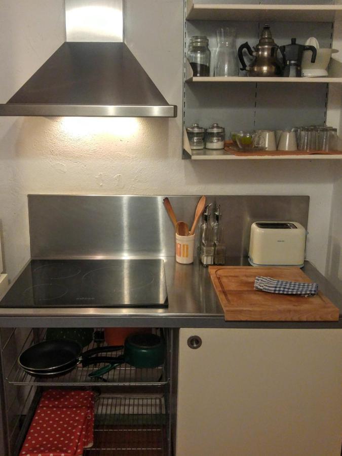 Apartamentos Saltarel-Lo Besalú Esterno foto